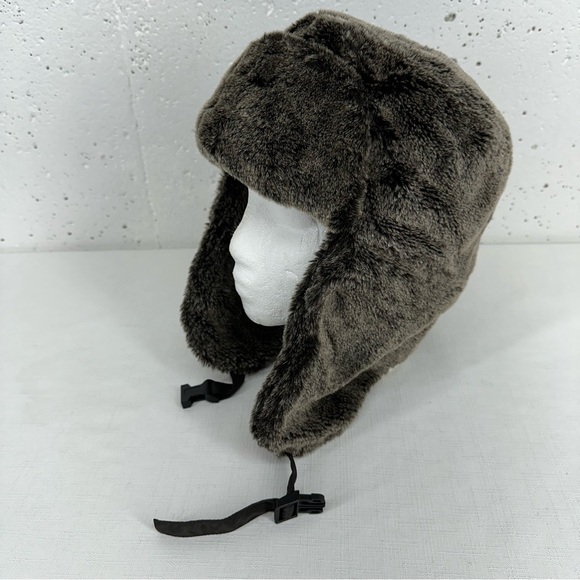 Woolrich Size Large - XL Silver/ Black Faux Fur Trapper Hat - Picture 1 of 10